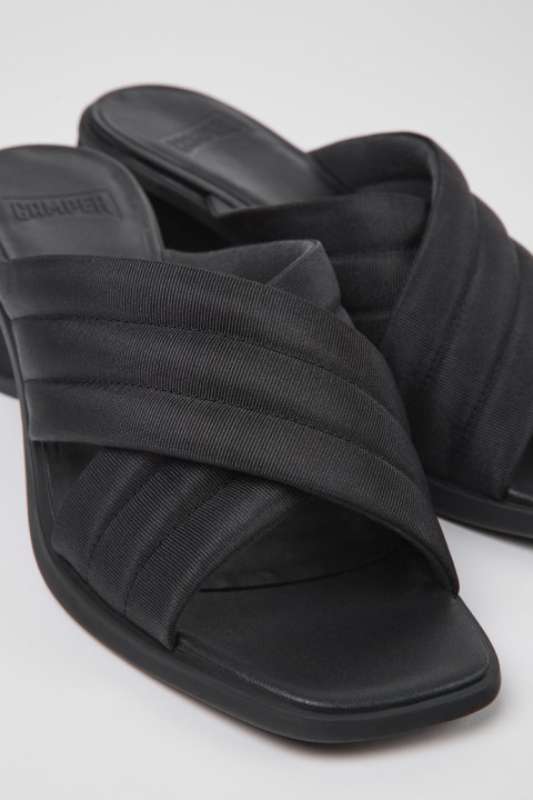 Karavan Tasarımı Kiara Siyah Tekstil Kadın Sandaleti