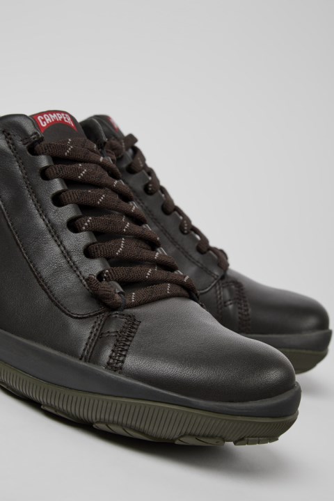 Erkek Karavan Için Peu Pista Gore-tex Kahverengi Deri Ayakkabı Tasarımı