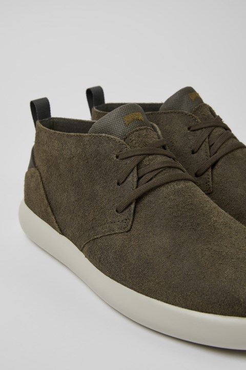 Kapsül özel Karavan