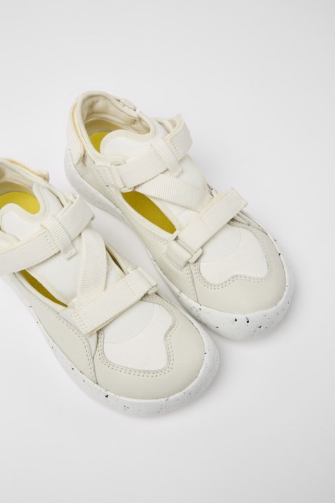 Kadınlar Için Camper Design Peu Stadyumu Beyaz Yarı Açık Spor Ayakkabı